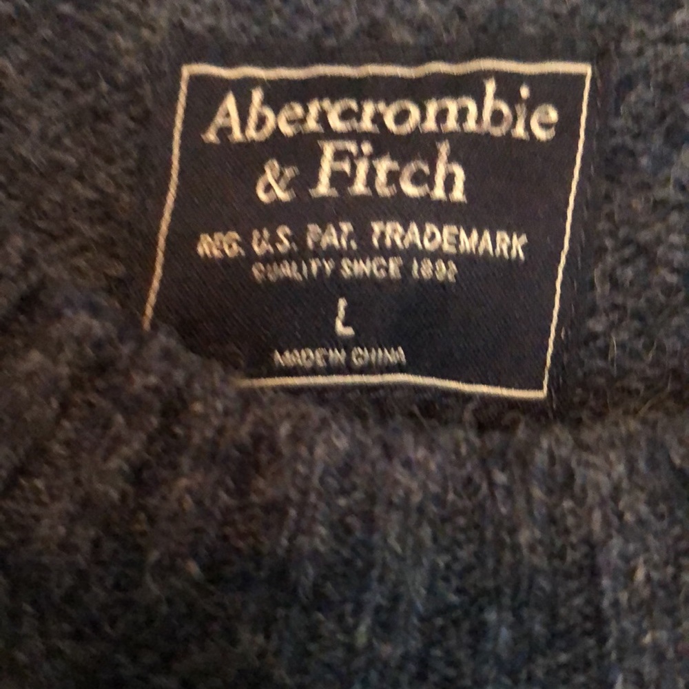 Sweater - Picture 2 of 2